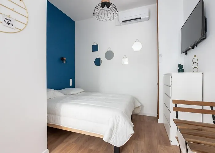 Great Studio Near The Eiffel Tower