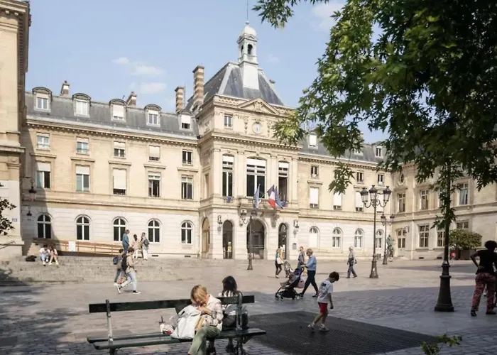 Great Studio Near The Eiffel Tower